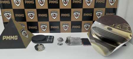 Apreensão droga e carro clonado Timóteo