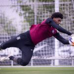 Corinthians recusa propostas por Hugo Souza, que toma decisão sobre futuro