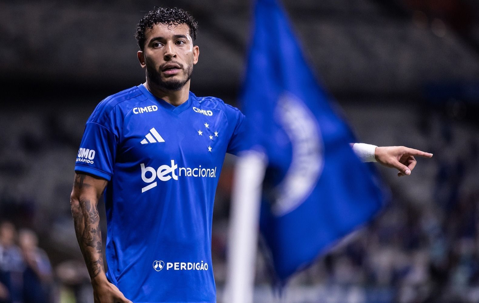 Cruzeiro sente parte física e e tem queda de rendimento em segundos tempos de 2026