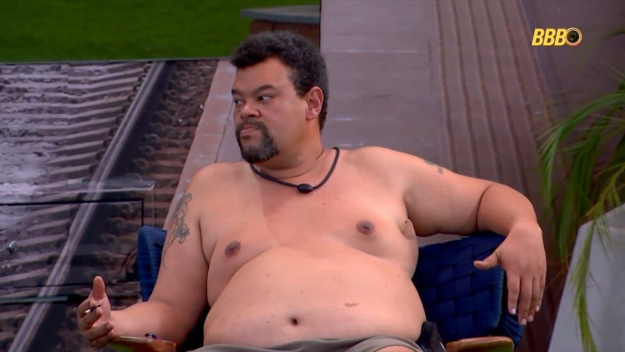 Irritado com trapaça de rival, Babu revela desejo de desistir do BBB 26