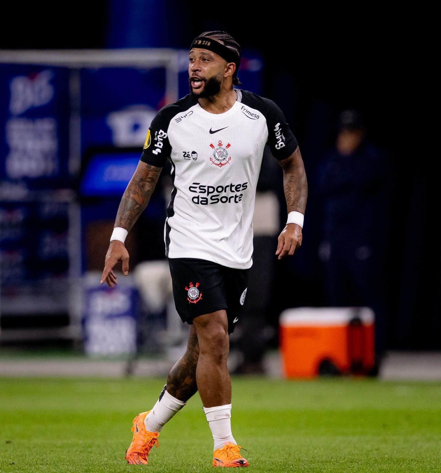 Memphis revela se tem intenção de renovar contrato com o Corinthians