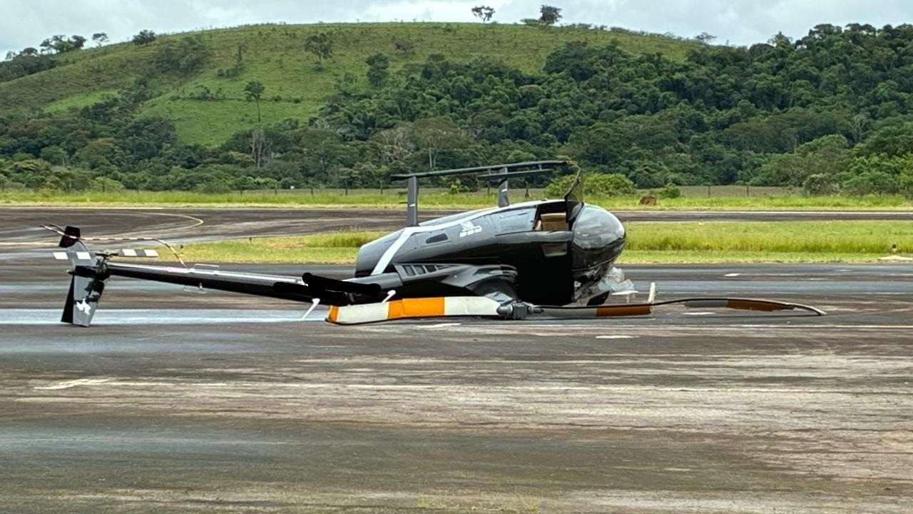 Homem invade aeroporto em MG, tenta decolar helicóptero e derruba aeronave