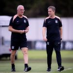 Comissão do Corinthians avalia estratégia para sequência da temporada