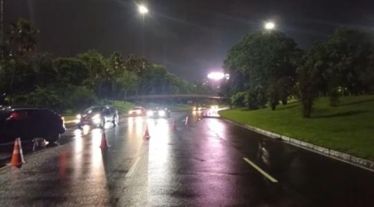 Rio de Janeiro está em alerta por causa do forte temporal