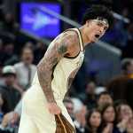 Gui Santos faz cesta decisiva e garante vitória dos Warriors na NBA
