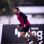 Meia do Corinthians avança em recuperação e se aproxima de retorno