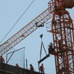 Reajuste salarial impulsiona custo da construção civil em Minas Gerais