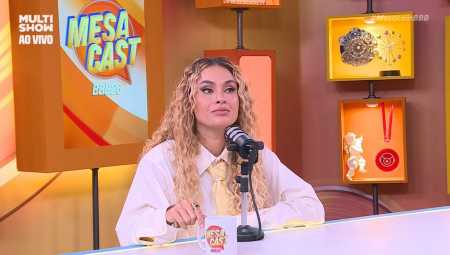 Sarah Andrade no Mesacast BBB