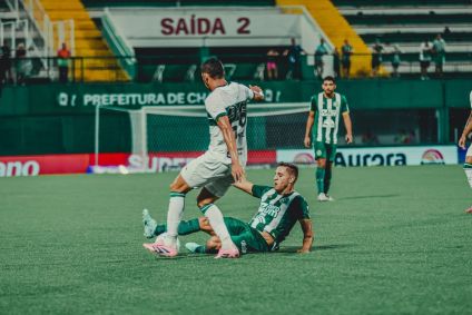 Chapecoense e Coritiba fizeram um bom jogo pelo Brasileirão