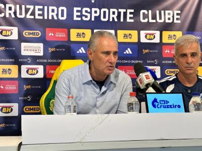 Tite, técnico do Cruzeiro, durante entrevista coletiva em Mirassol