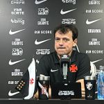 Fernando Diniz da razão para torcedor do Vasco em vaias e desabafa: ‘Culpado sou eu’