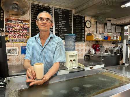 Conheça o ‘Chá Mate Agente Secreto’, vendido em lanchonete que foi cenário do filme