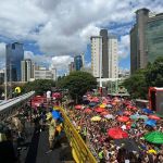 Beiço do Wando celebra 10 anos arrastando multidão na Região Centro-Sul de BH