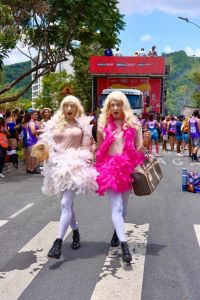 Baianeiros agita a tarde deste domingo dos foliões no Hipercentro de BH