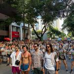 Pedro Calais, vocalista da Lagum, comemora cortejo do bloco: 'Muito animado'