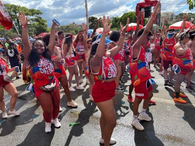 Bloco Swing Safado ocupa a Avenida dos Andradas nesta segunda (15) em BH