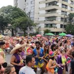 Sob forte calor, Juventude Bronzeada arrasta multidão no Floresta, em BH