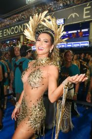 Famosos em camarotes da Sapucaí