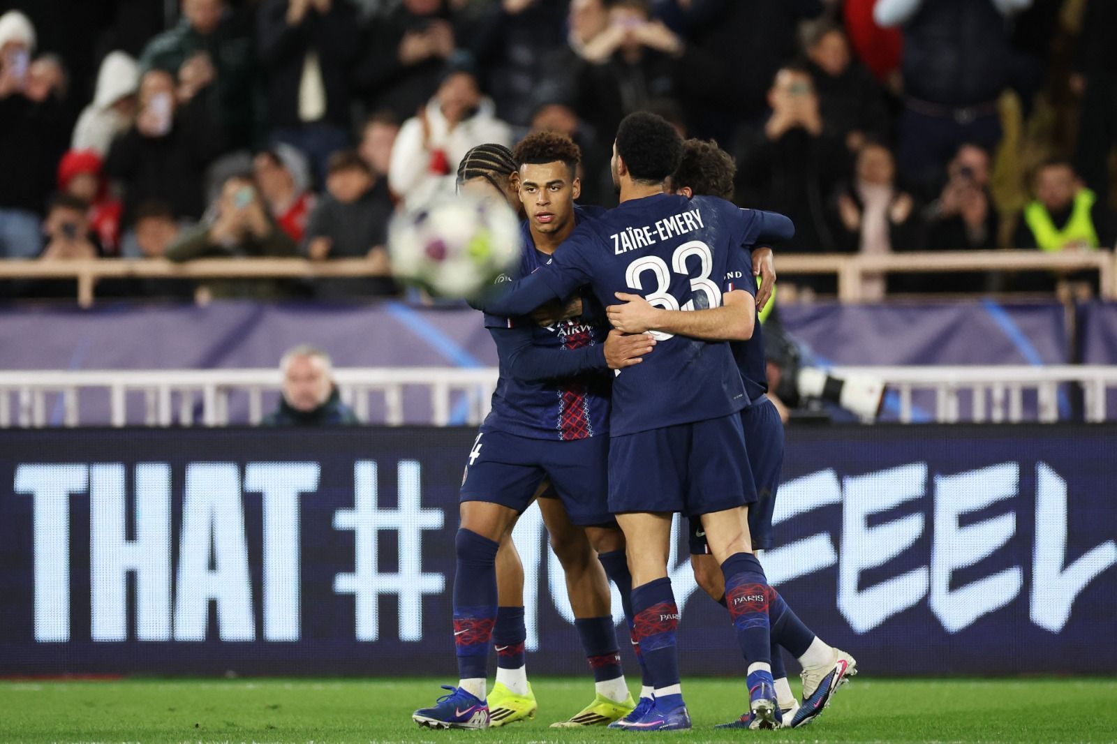 Em jogo de cinco gols, PSG vence Monaco de virada e abre vantagem na Champions