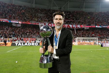 Atlético negocia com Eduardo Domínguez, técnico do Estudiantes-ARG
