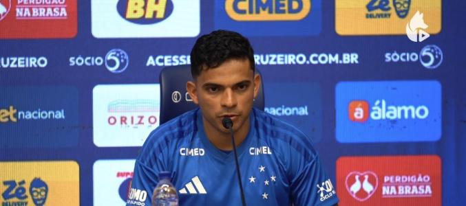 Bruno Rodrigues em coletiva de apresentação ao Cruzeiro