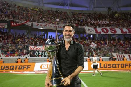 Eduardo Domínguez, técnico do Estudiantes-ARG, está na mira do Atlético