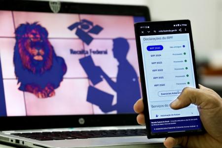 Falha na apresentação de documentos é o principal vetor de retenção na malha fiscal.