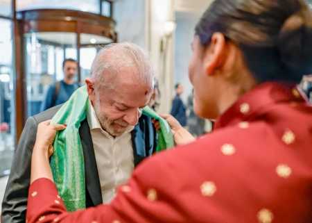 Lula cumpre agenda oficial em Nova Délhi neste sábado (21), com foco em acordos e negócios