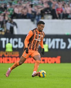 Alisson, revelado pelo Atlético, em ação pelo Shakhtar Donetsk