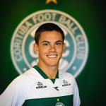 Coritiba anuncia lateral emprestado pelo Santos; saiba detalhes