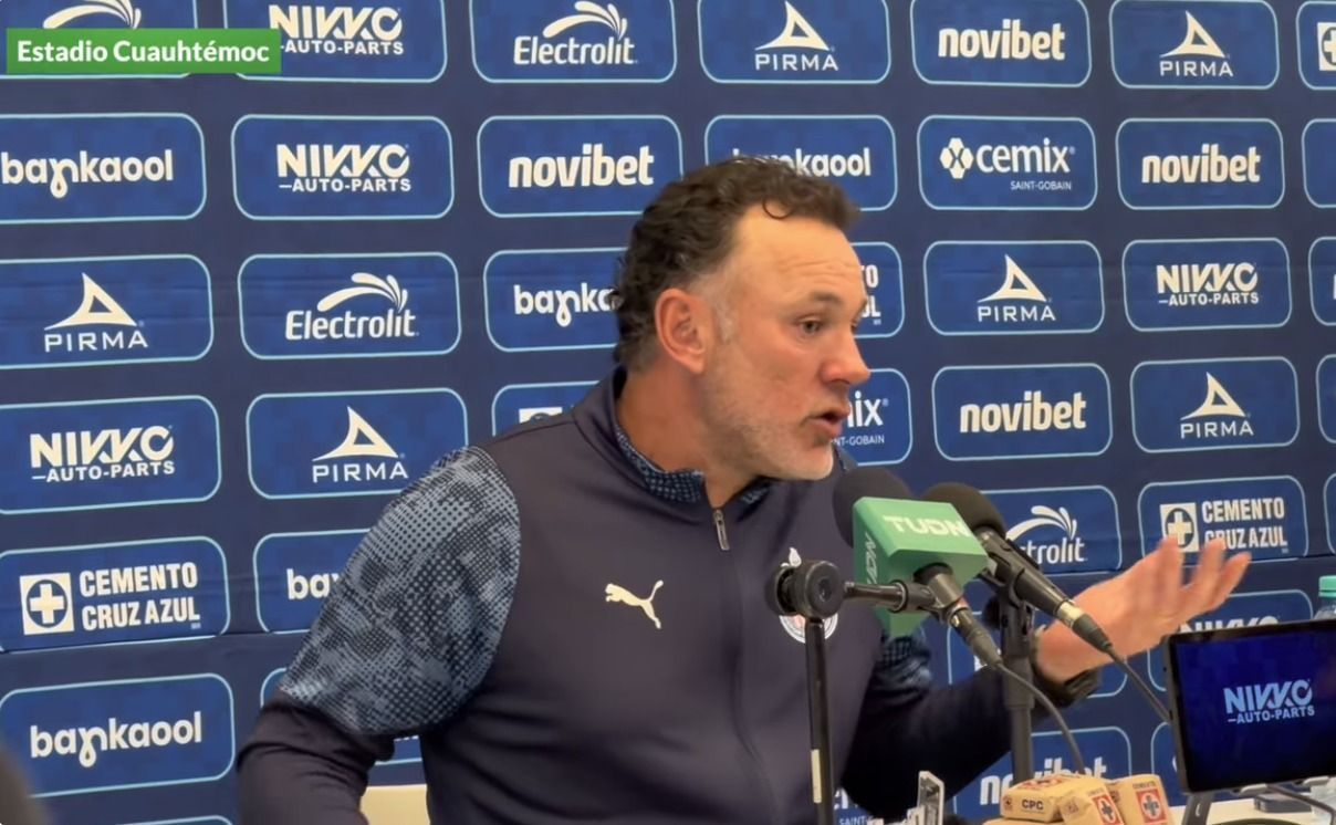 Irritado, Milito, ex-Atlético, reage à pergunta sobre briga com Larcamón, ex-Cruzeiro