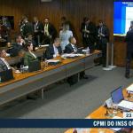 Depoente do dia, Ingrid Pikinskeni, deixa CPMI do INSS que segue apenas com parlamentares