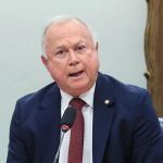 PEC da escala 6x1 pode prever transição gradual e redução de uma hora por ano, diz relator