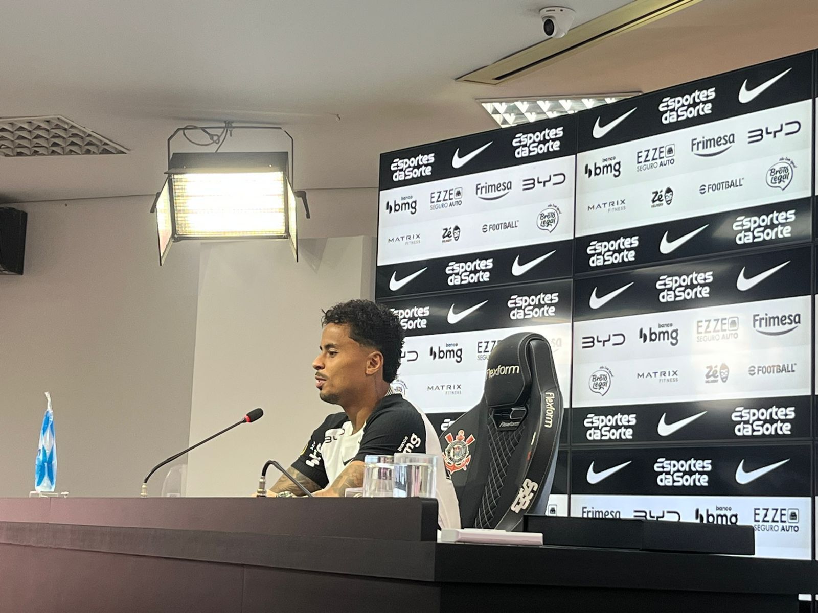 Allan confirma sondagem do São Paulo, mas deixa claro: 'Sempre priorizei o Corinthians'