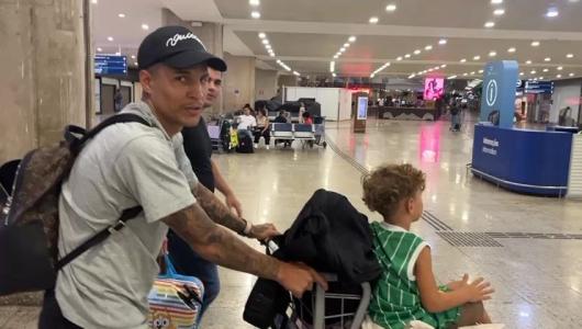 Guilherme Arana deve se reapresentar ao Atlético, mesmo tendo se acertado com o Fluminense