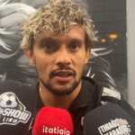 Gustavo Scarpa reage a vaias da torcida do Atlético após empate com o Tombense