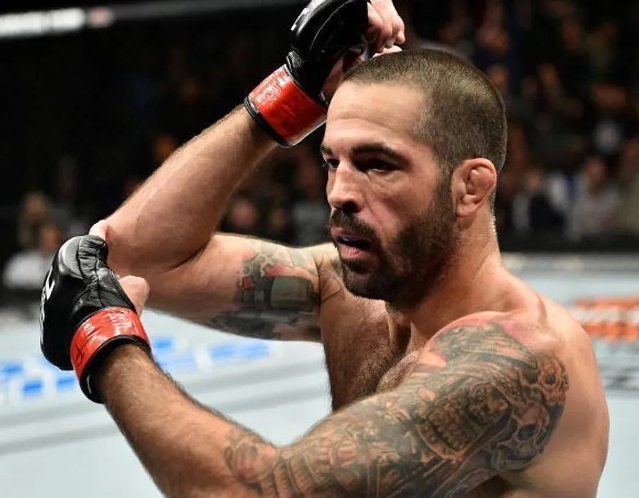 Aposentado, ex-astro do UFC relata tentativa de assassinato na prisão