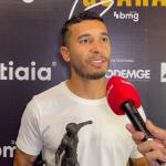 Troféu Guará Bmg: William, do Cruzeiro, celebra premiação e 2023 sem lesões