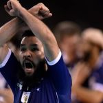 Ex-jogador supercampeão no vôlei do Cruzeiro é anunciado como novo comentarista da Globo