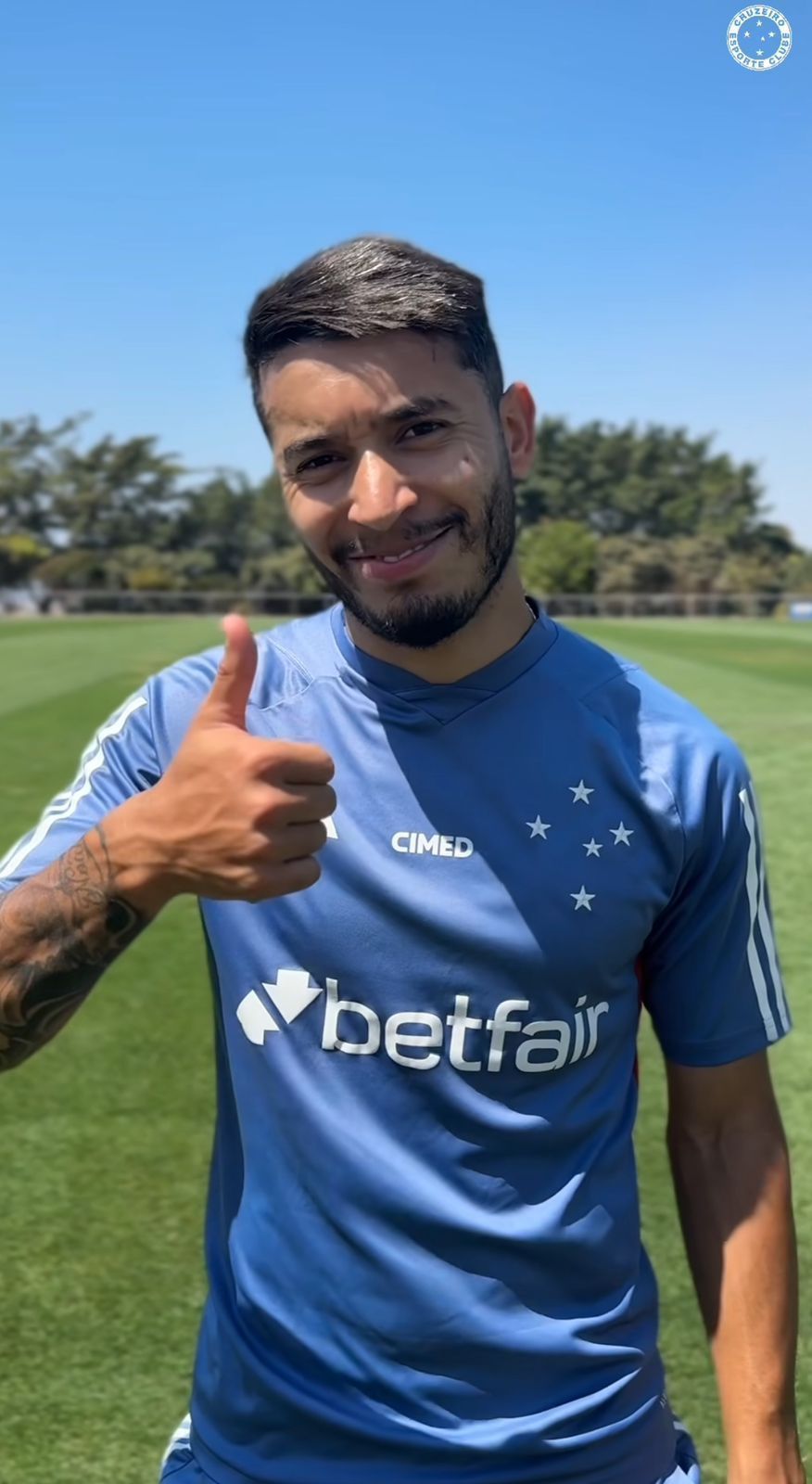 William volta ao Cruzeiro após realizar sonho na Seleção: 'Quero mais oportunidades'