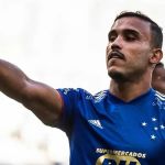 Pottker rescinde com o Cruzeiro e fica livre para assinar com o Avaí 