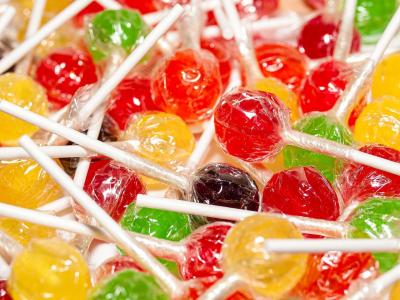 Criança comprou mais de 4 mil dólares em doces