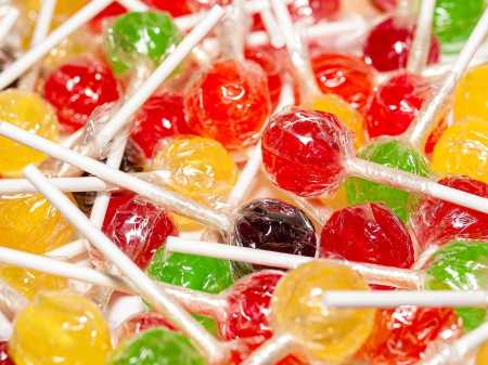 Criança comprou mais de 4 mil dólares em doces