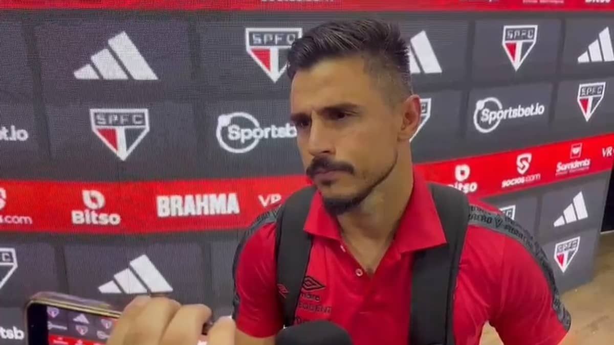 Traição? Atacante do Athletico-PR comenta saída de Felipão para o Atlético
