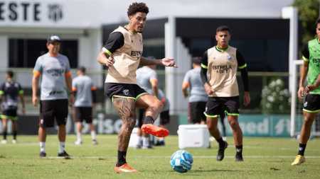 Willian Formiga, do Ceará, em treinamento antes de partida contra o Mirassol, pela Série B