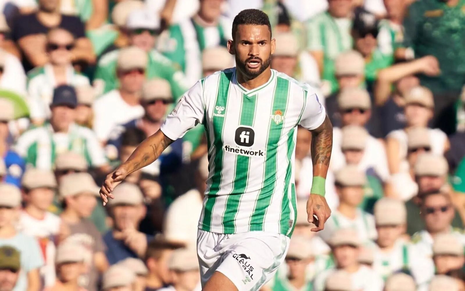 Bahia negocia com atacante ex-Real Madrid; saiba detalhes