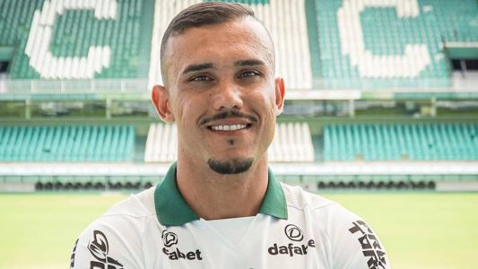 Willian Pottker chegou ao Cruzeiro em 2020, após ida do jovem Maurício ao Internacional