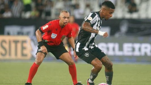 Wilton Pereira Sampaio foi o árbitro de Botafogo e Cuiabá