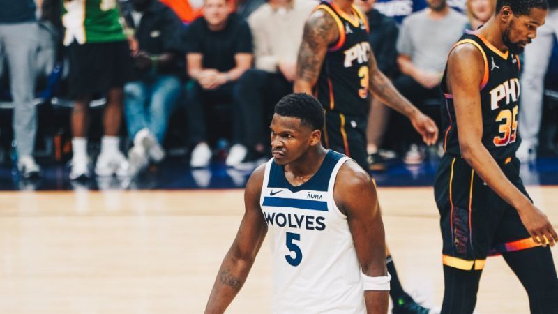 Wolves 'varrem' os Suns e são os primeiros a avançar nos playoffs da NBA