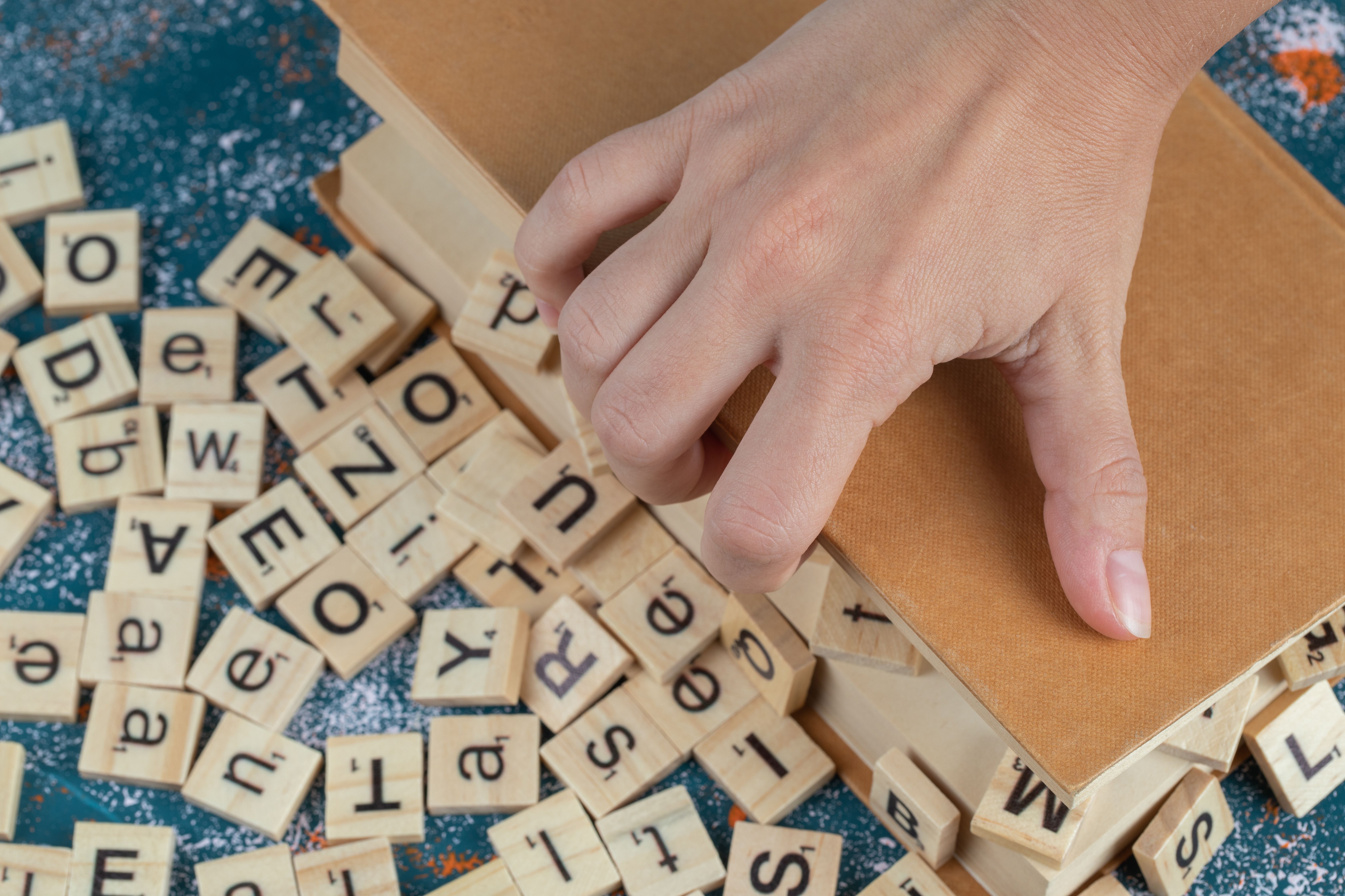 ‘Maxxing’ é eleita palavra do ano de 2026 pelo Dictionary.com